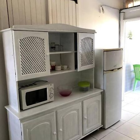 Bel appartement à Damencourt Le Moule Esterno foto