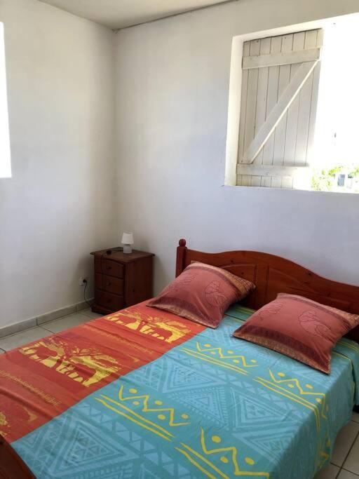 Bel appartement à Damencourt Le Moule Esterno foto